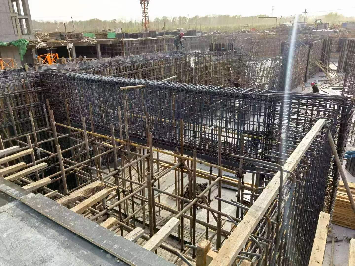 西塞山建筑基础筏板施工时混凝土有哪些常见问题?